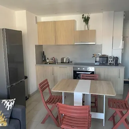 T1 Neuf Balcon 700 M De La Parking Wifi Draps * Six-Fours-les-Plages